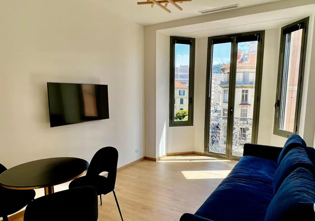 דירה קאן Splendid Flat 1 Room And 1 Sofa Bed Renovated 2P3